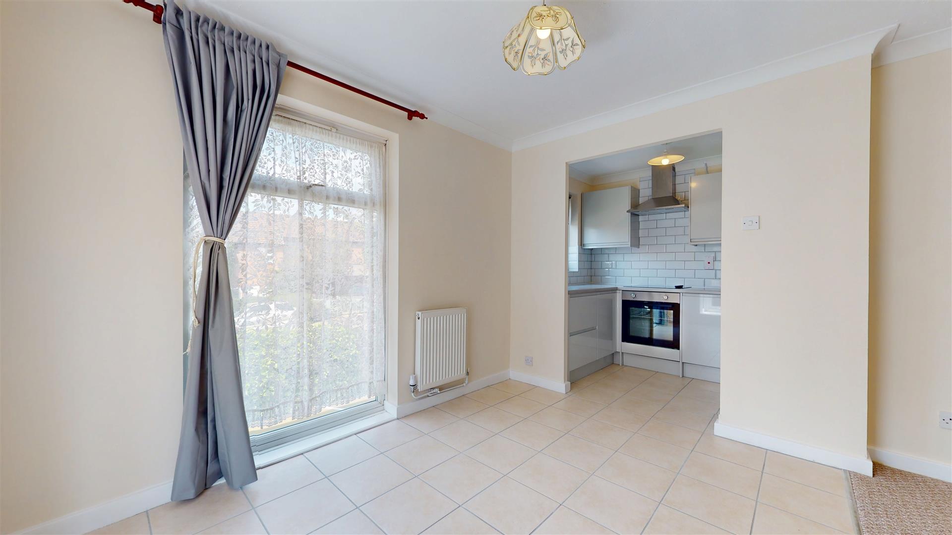 2 bed property in Barbers Mews, Milton Keynes
